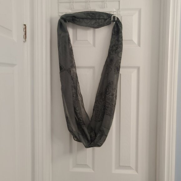 Infinity Scarf - Picture 2 of 3